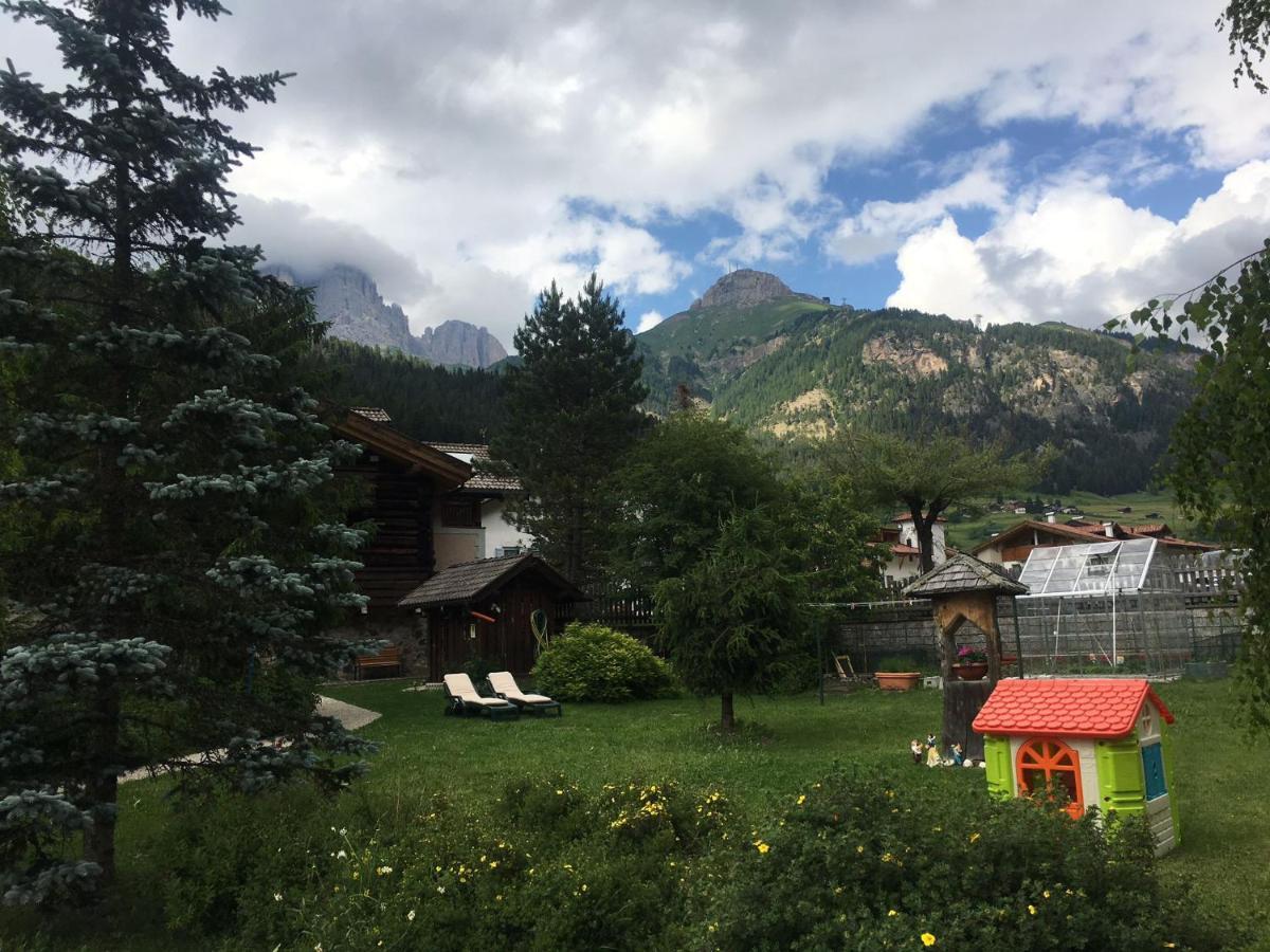 Mes Lastei Lägenhet Campitello di Fassa Exteriör bild