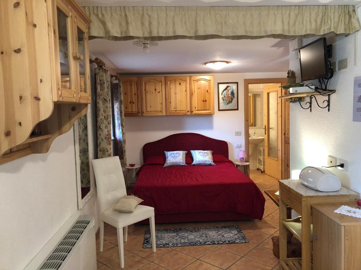 Mes Lastei Lägenhet Campitello di Fassa Exteriör bild