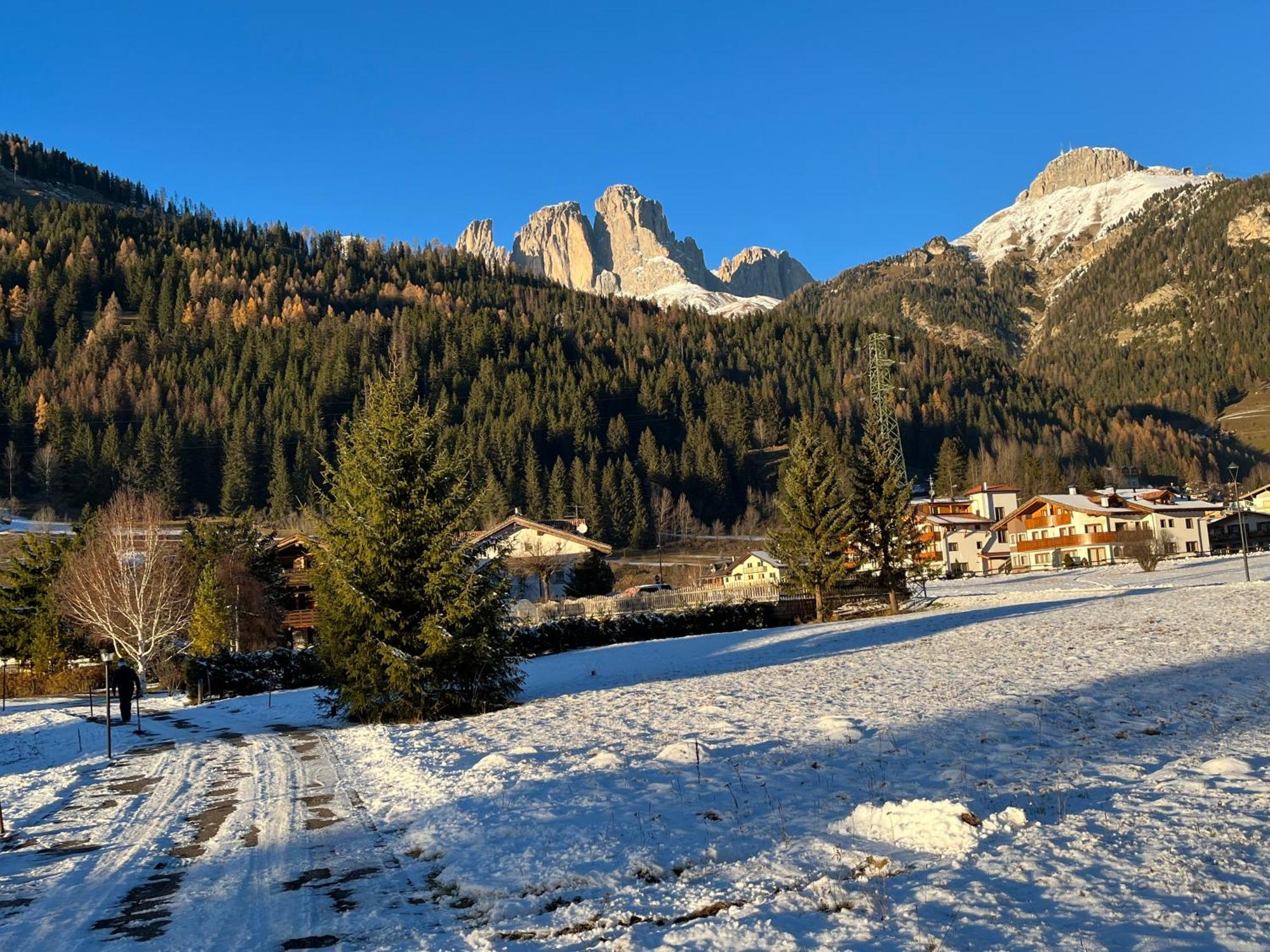Mes Lastei Lägenhet Campitello di Fassa Exteriör bild