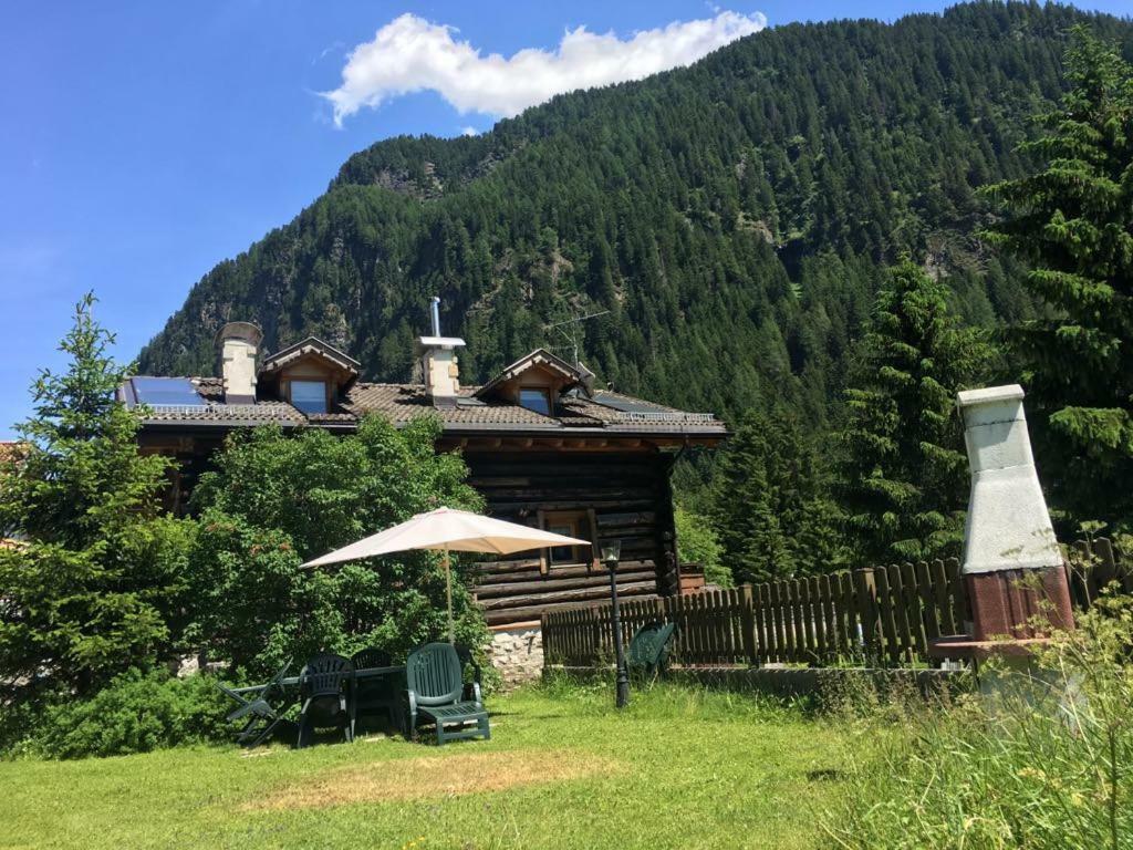Mes Lastei Lägenhet Campitello di Fassa Exteriör bild